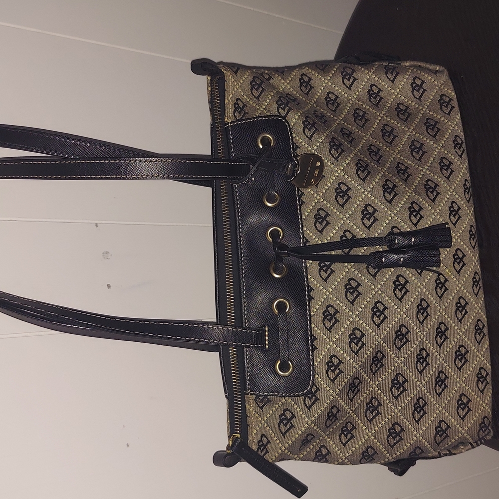Stylish Black and Tan Tote Bag